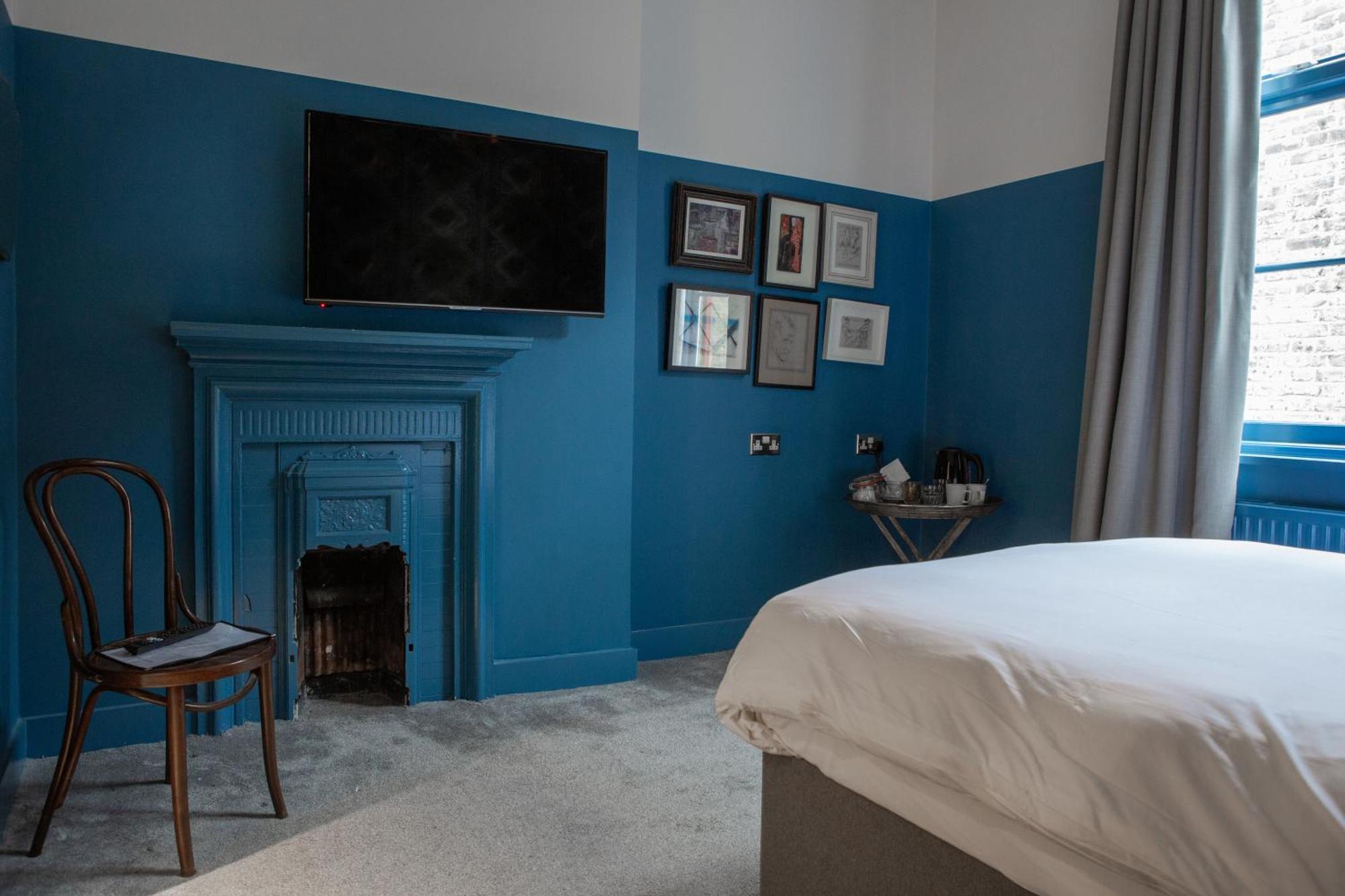 The Crown Rooms ลอนดอน ภายนอก รูปภาพ