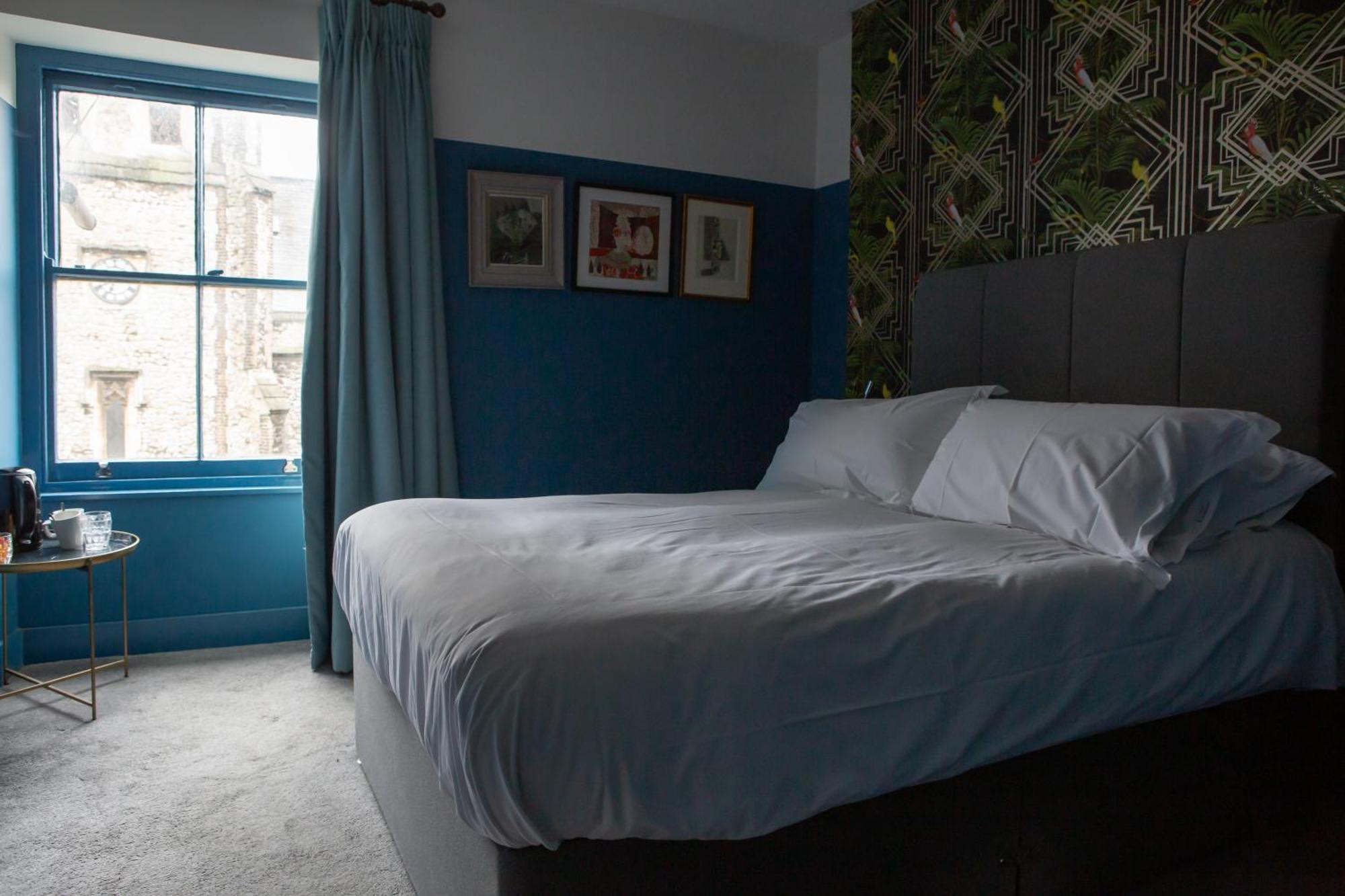 The Crown Rooms ลอนดอน ภายนอก รูปภาพ